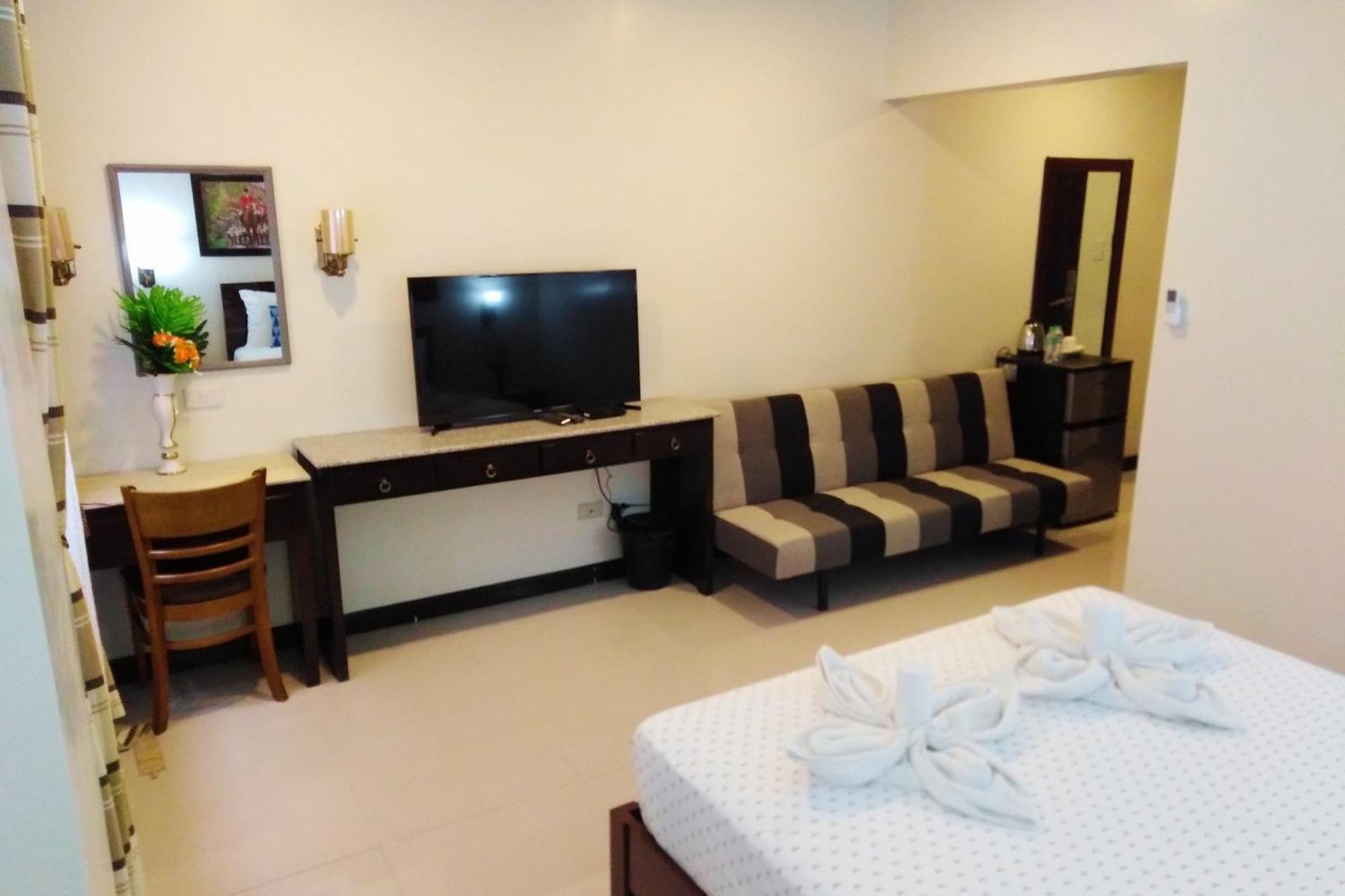 Venezia Suites Hotel Iloilo Rom bilde
