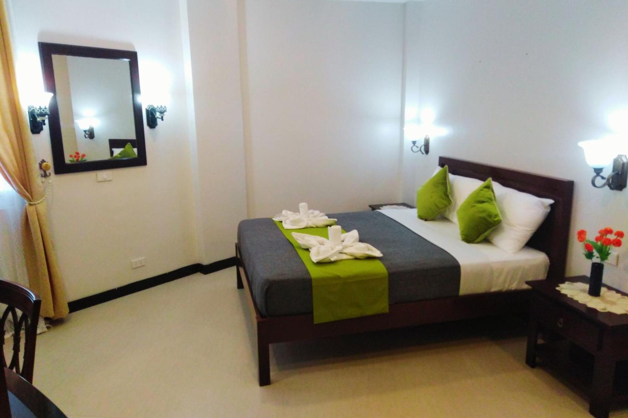 Venezia Suites Hotel Iloilo Rom bilde