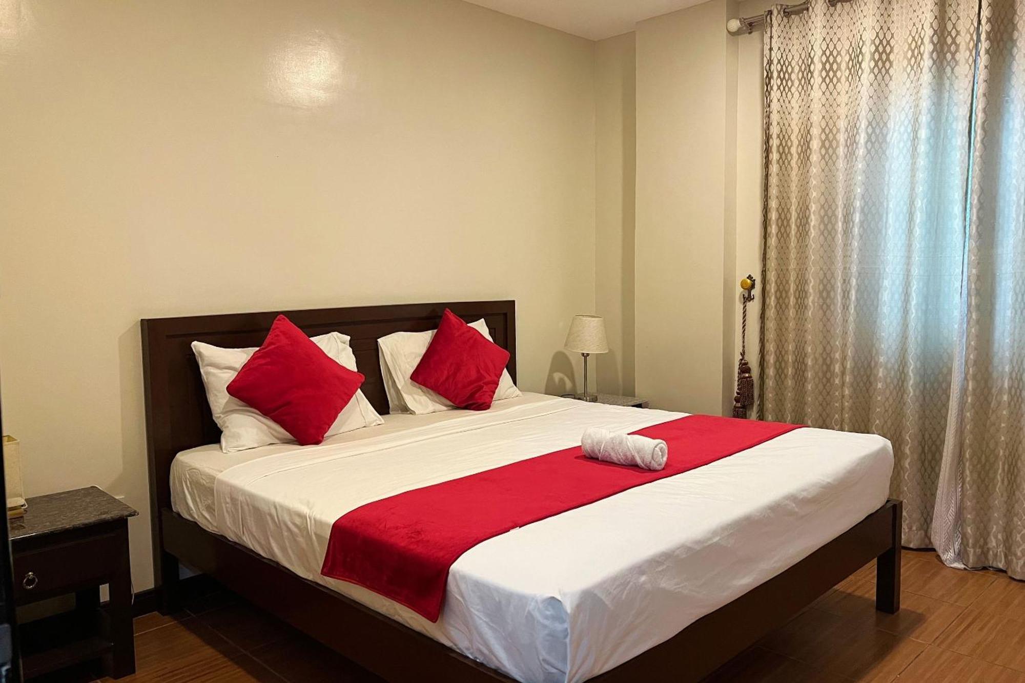 Venezia Suites Hotel Iloilo Rom bilde