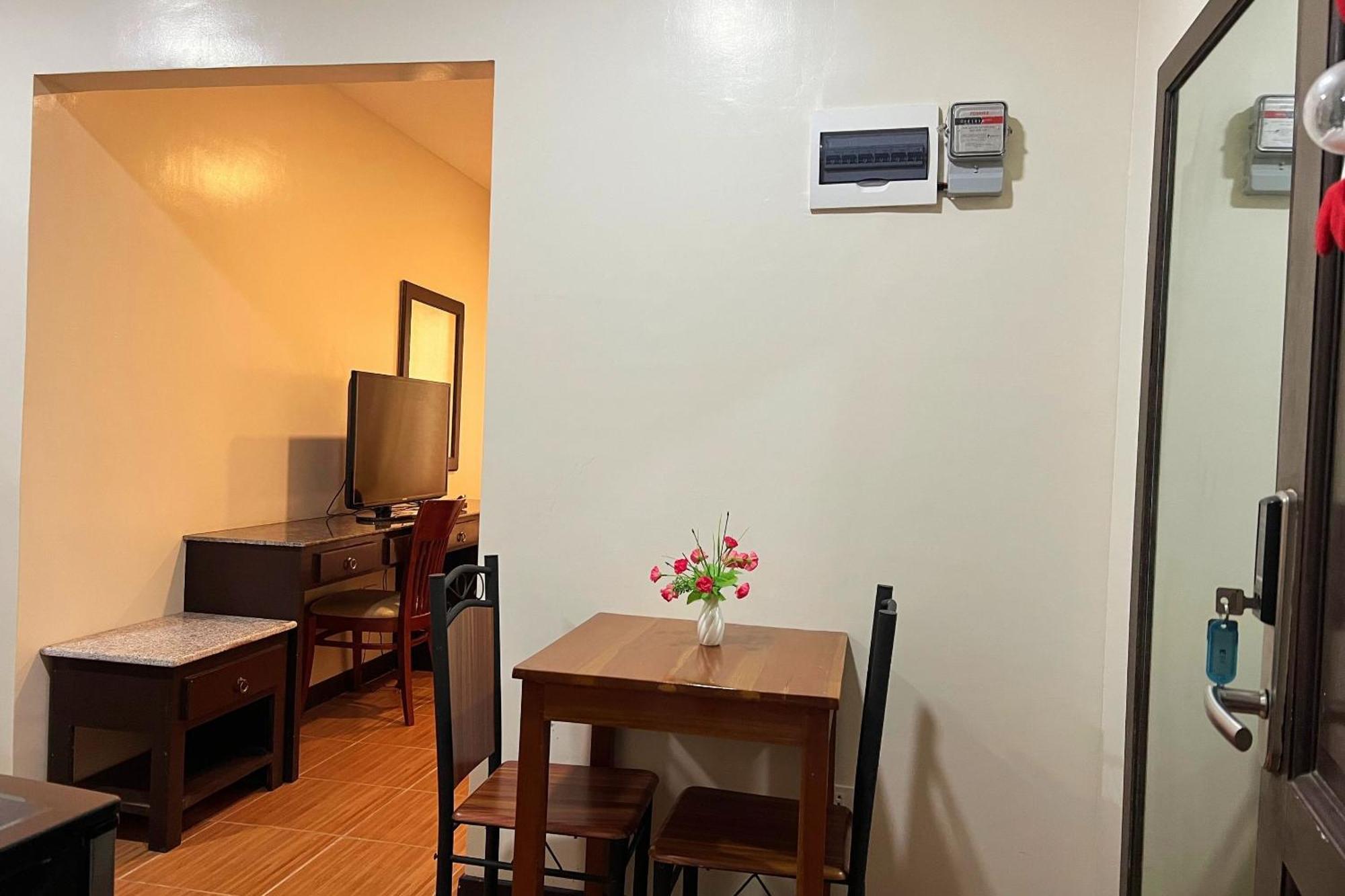 Venezia Suites Hotel Iloilo Rom bilde