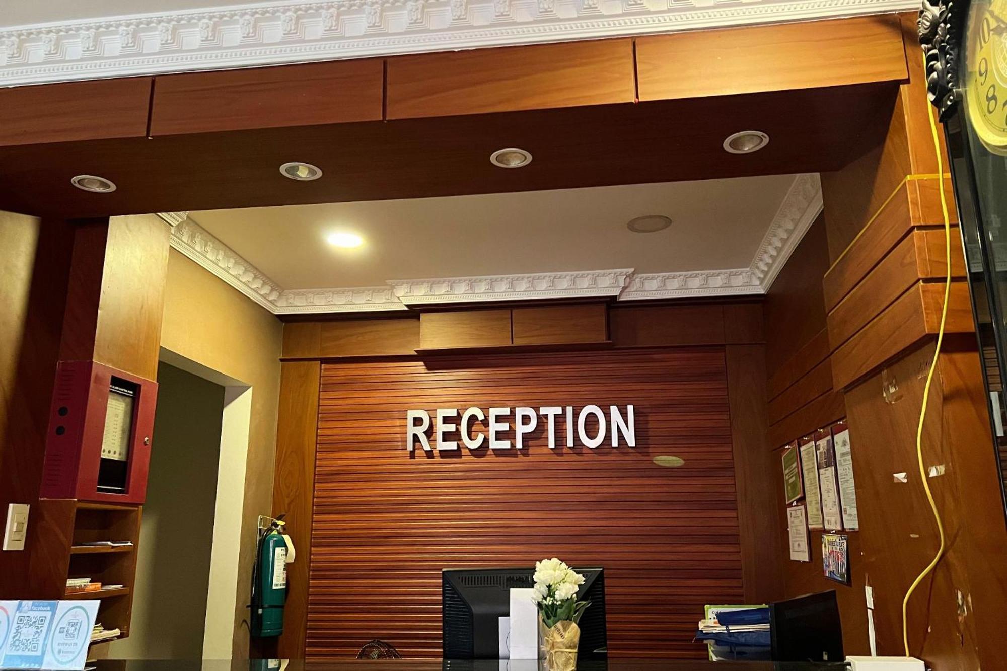 Venezia Suites Hotel Iloilo Eksteriør bilde