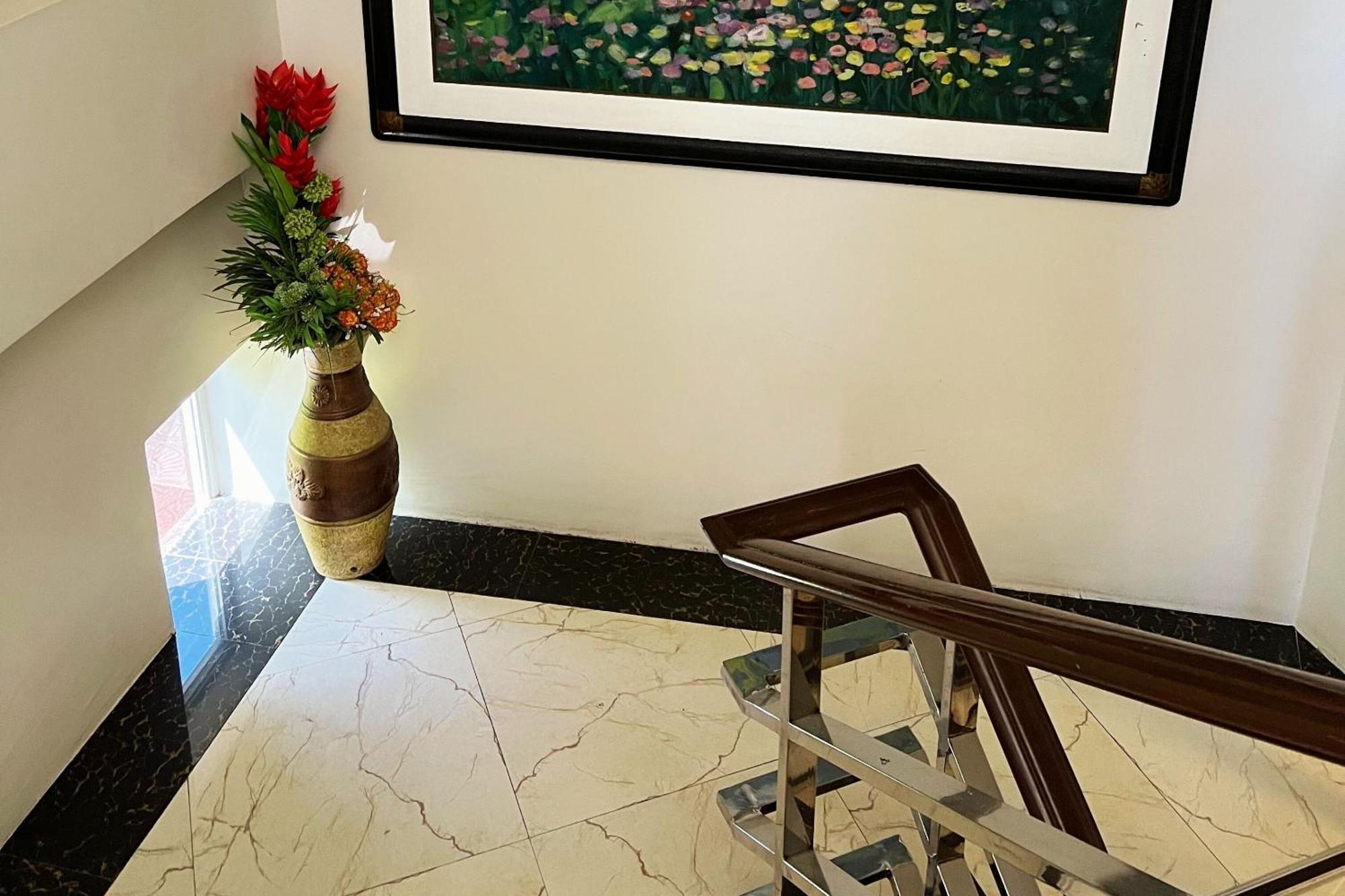 Venezia Suites Hotel Iloilo Eksteriør bilde