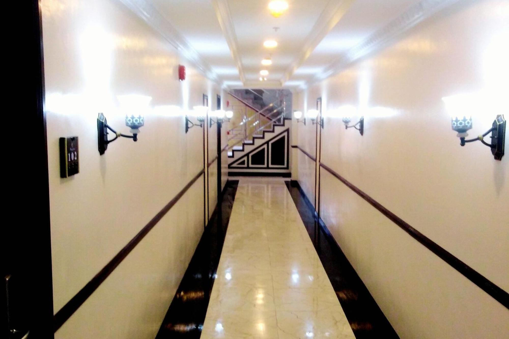 Venezia Suites Hotel Iloilo Eksteriør bilde